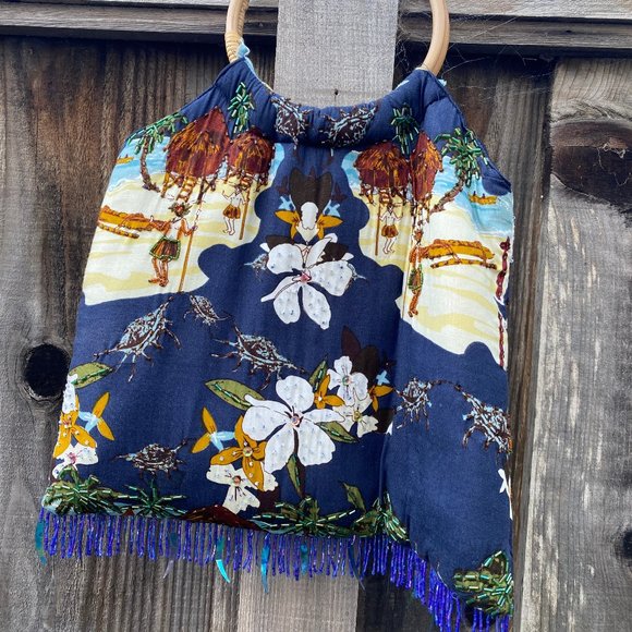CUTE little Hawaiian bag with beading and fringe! - Picture 1 of 3